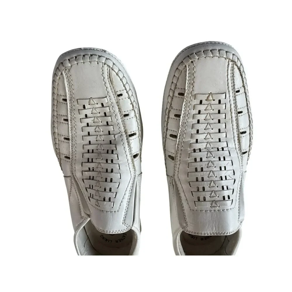 GBX Mens 11.5 Casual Slip On Loafers Shoes White Leather Woven